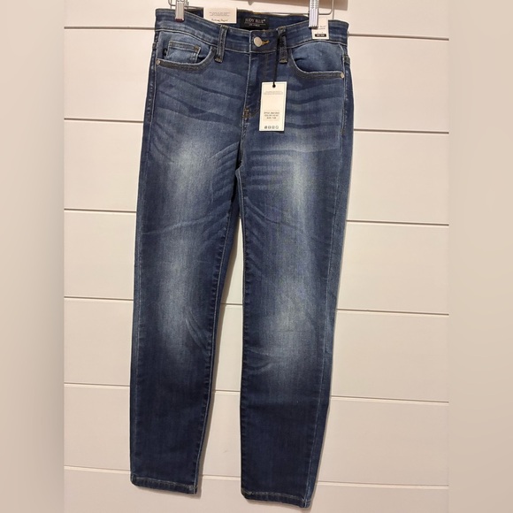 Judy blue relaxed fit size 7/28 new mid rise - Picture 9 of 13